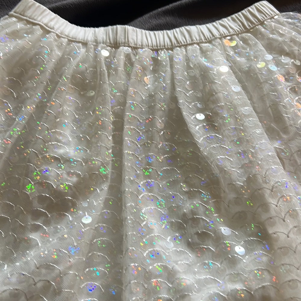 Beautiful sequence skirt - Picture 3 of 8